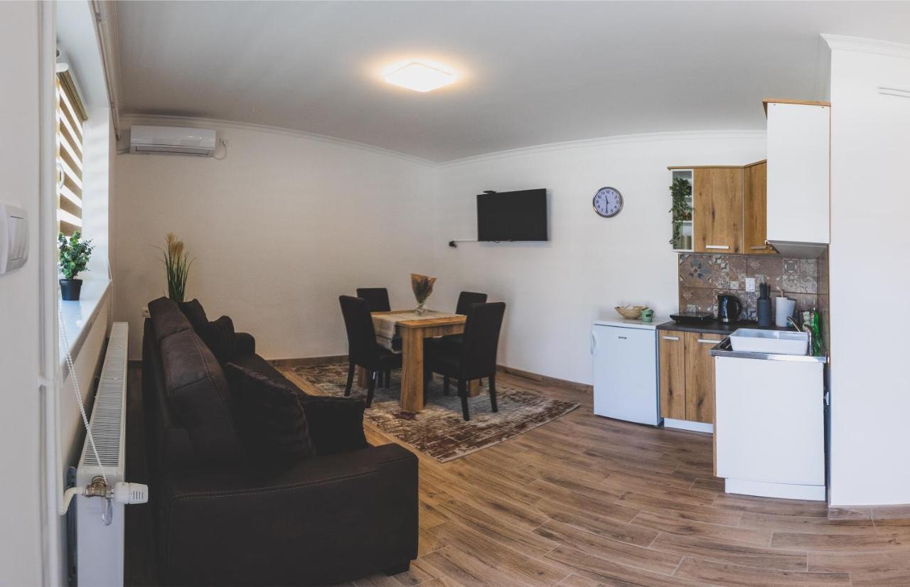Alfa Apartmani Subotica Exterior photo